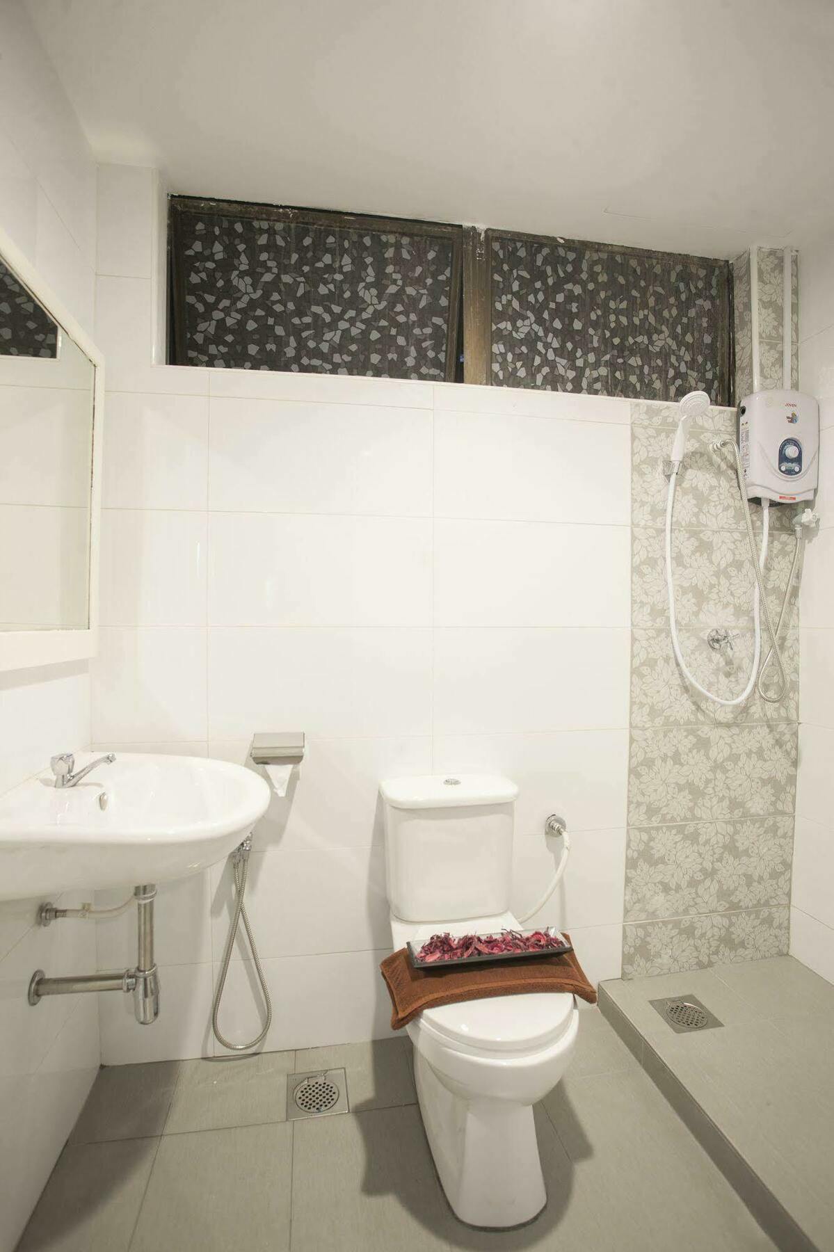 New Boutique Hotel Τζόχορ Μπάχρου Εξωτερικό φωτογραφία