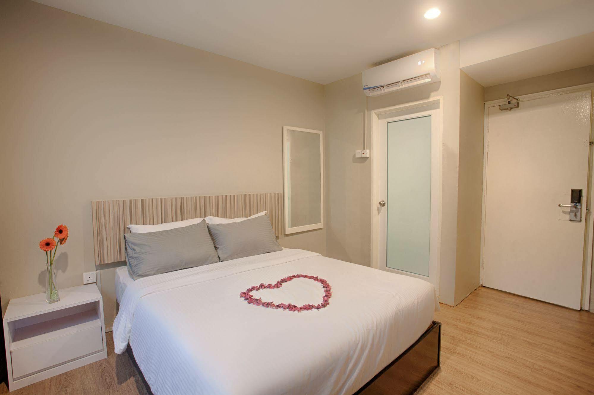 New Boutique Hotel Τζόχορ Μπάχρου Εξωτερικό φωτογραφία