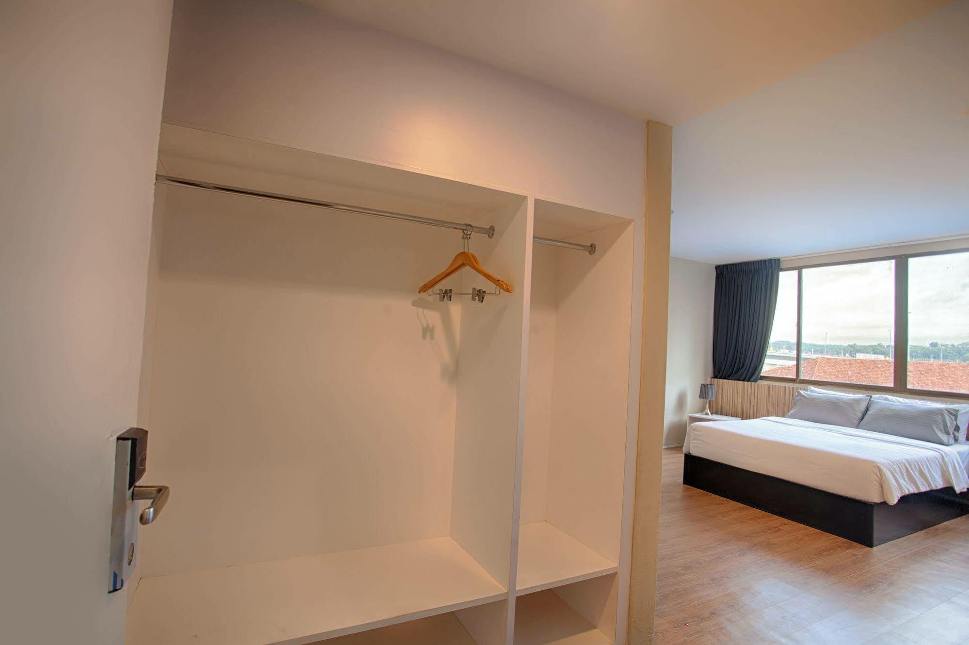 New Boutique Hotel Τζόχορ Μπάχρου Εξωτερικό φωτογραφία