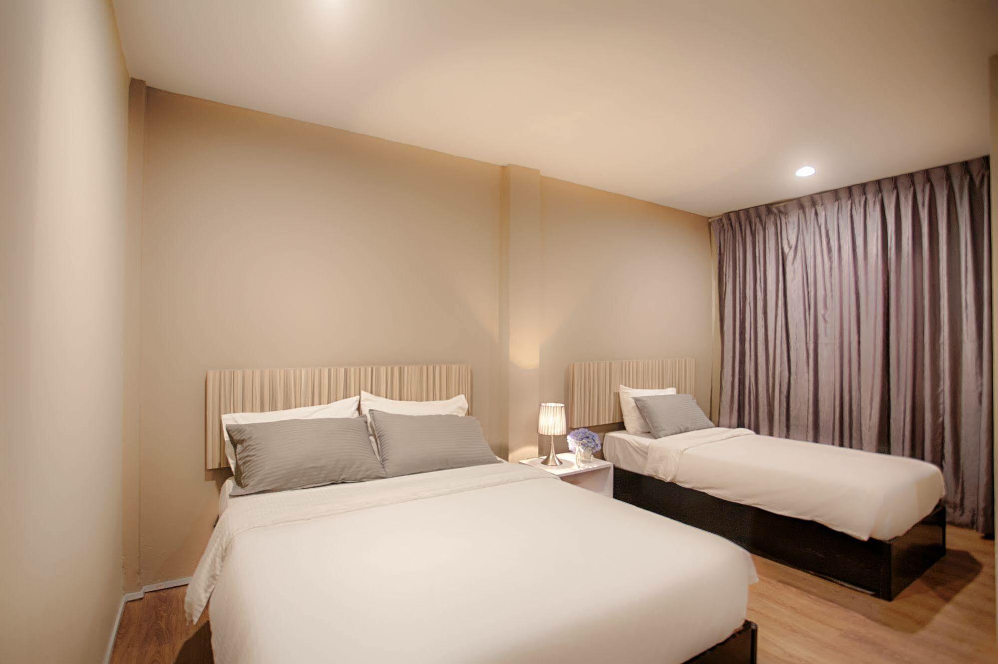 New Boutique Hotel Τζόχορ Μπάχρου Εξωτερικό φωτογραφία