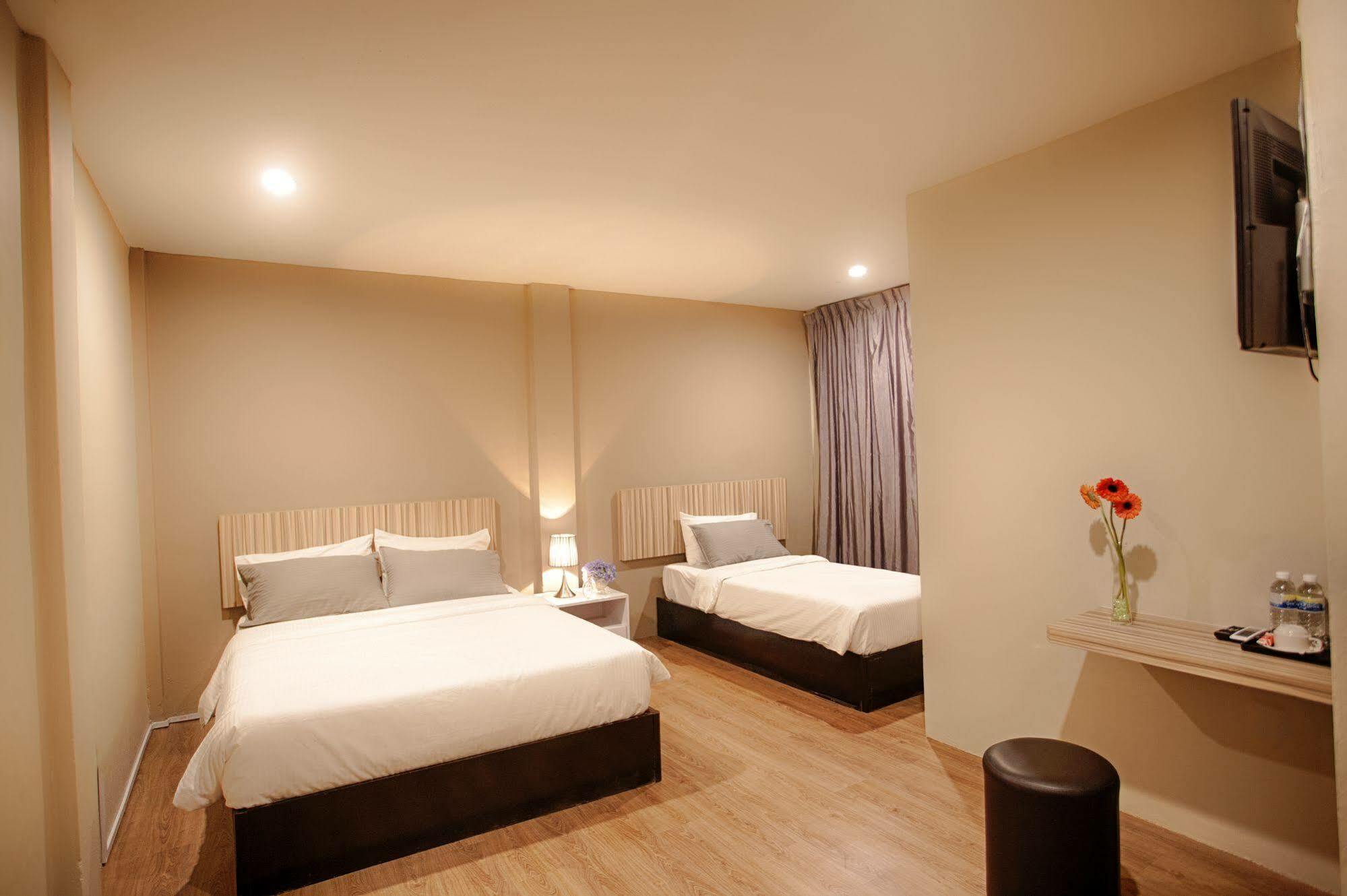 New Boutique Hotel Τζόχορ Μπάχρου Εξωτερικό φωτογραφία